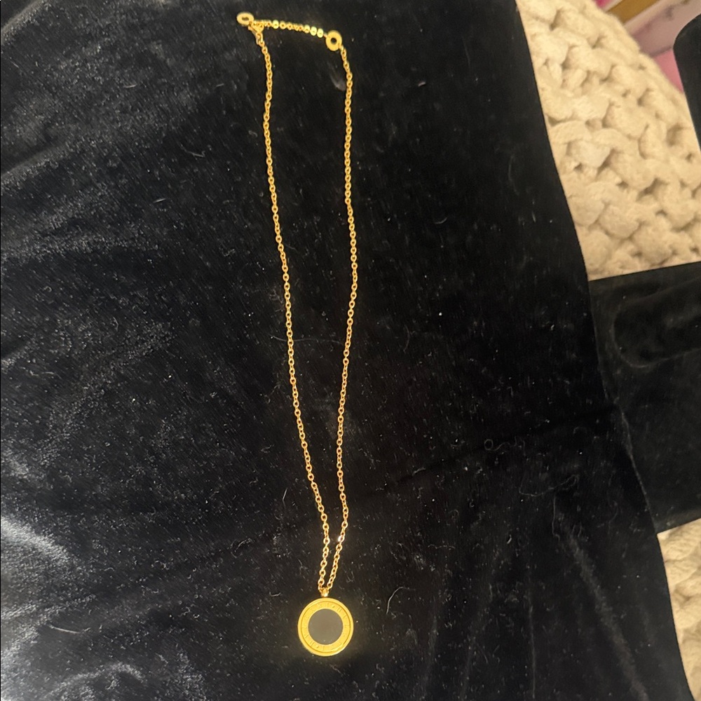 Bulgari 2 sides Elegant Gold Necklace